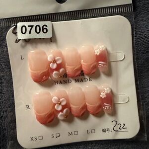 Handmade Pink Floral Press-On Nail Set